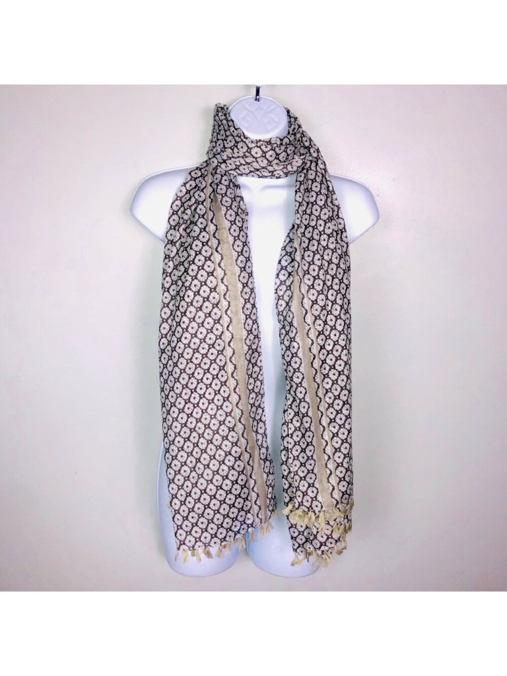 2 Chic Lightweight Floral Patterned Scarf With Fringe Trim 100% Cotton Beige & B